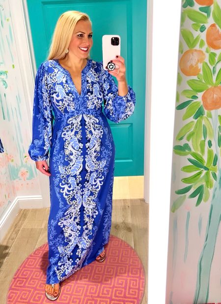 These spring maxi dresses could be worn as a wedding guest dress or a vacation dress. Such beautiful colors for spring. 

Wearing a size 8. Zips up the back.



#LTKwedding #LTKstyletip #LTKmidsize