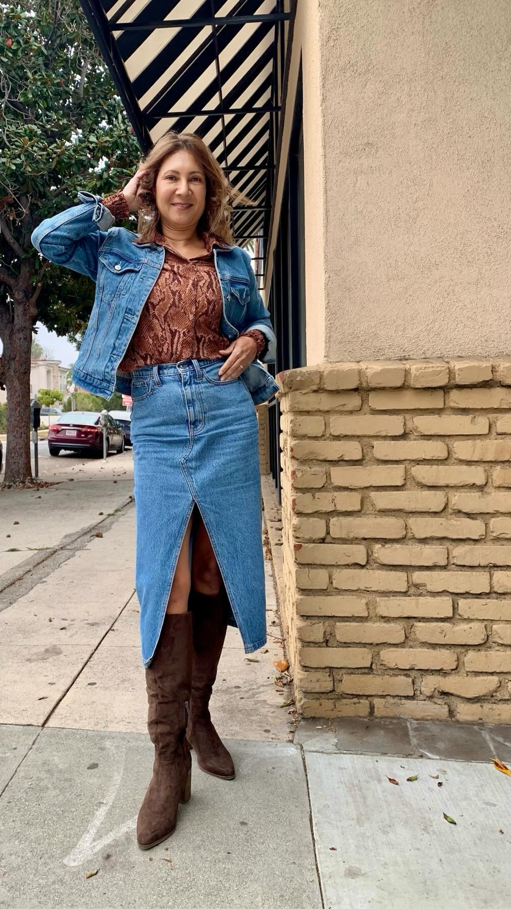 Sharing a denim on denim outfit idea. This look is fun casual Friday look for the office My exact pieces are no longer available, so I’m linking similar to help you recreate the look!
#LTKWorkwear


#LTKStyleTip #LTKSeasonal #LTKOver40