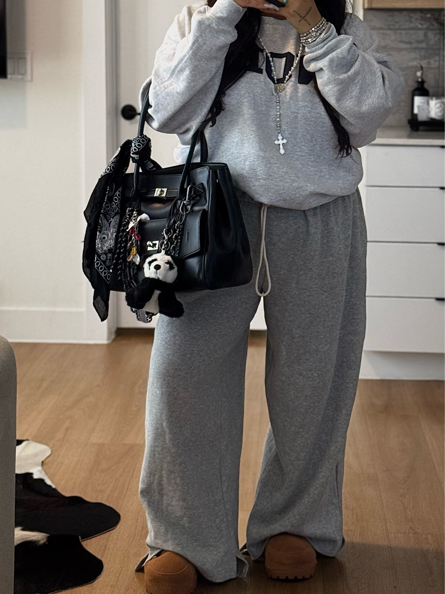 Ootd 🩶

#LTKStyleTip #LTKFindsUnder100