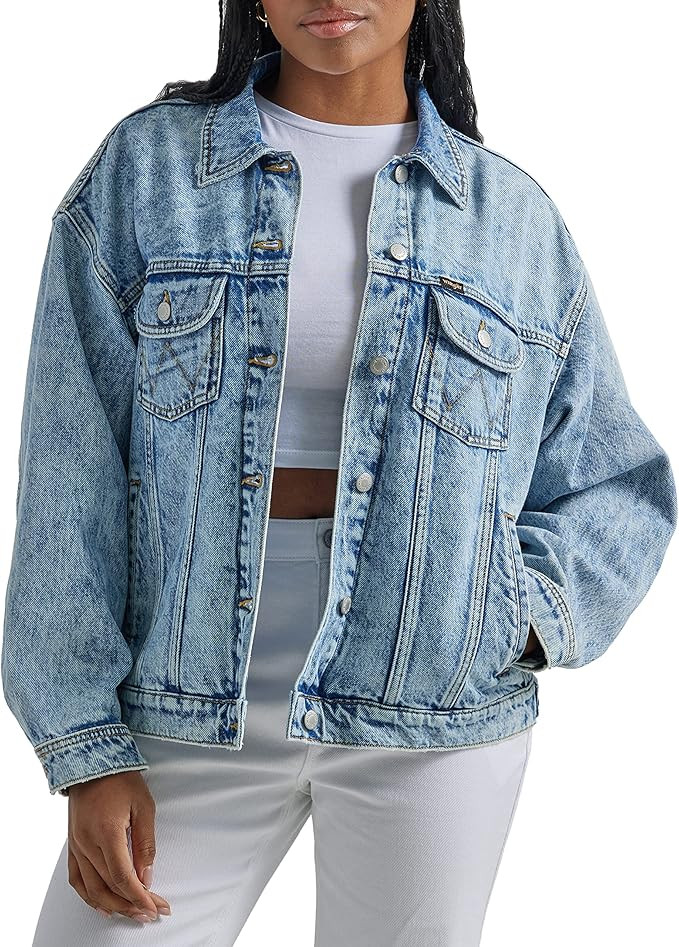 Wrangler Women's Relaxed Fit Girlfriend Denim Jacket | Amazon (US)