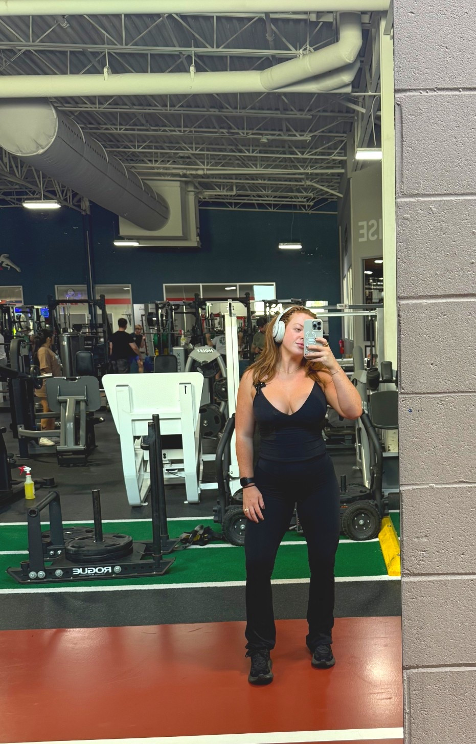 All black gym fit 

#LTKFindsUnder50 #LTKActive #LTKShoeCrush