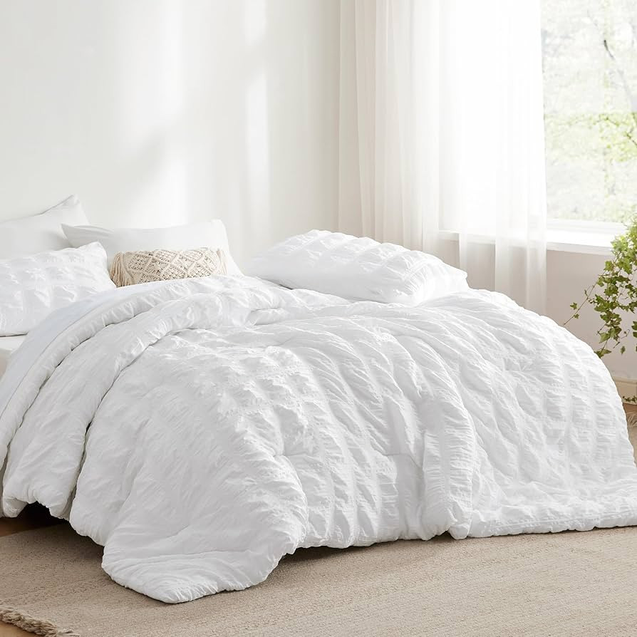 Bedsure Bed in a Bag King - 7 Pieces Plaid Seersucker Bedding Comforter Sets, Soft Lightweight Wh... | Amazon (US)