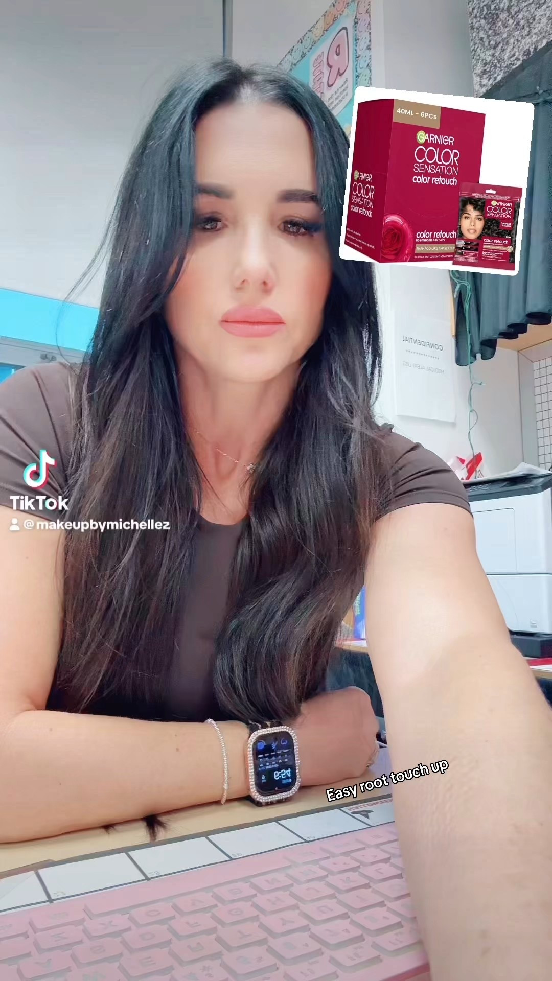 ✨ROOT TOUCH-UP GAME CHANGER✨
You guys… this Garnier Root Touch-Up Kit is seriously a must-have 🙌
about $5 per touch-up 💁‍♀️

Perfect for refreshing your roots between salon visits or full color — and the best part?
👉 If you can wash your hair, you can do this! It’s that easy 💦

