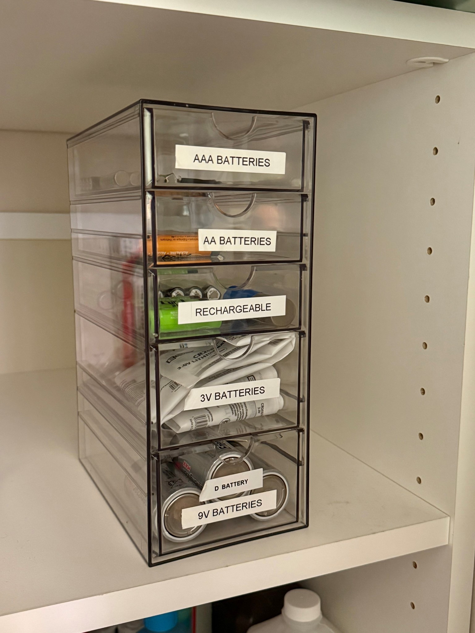 finally found a solution to organize batteries🙌🏼

#LTKSaleAlert #LTKFindsUnder50 #LTKHome