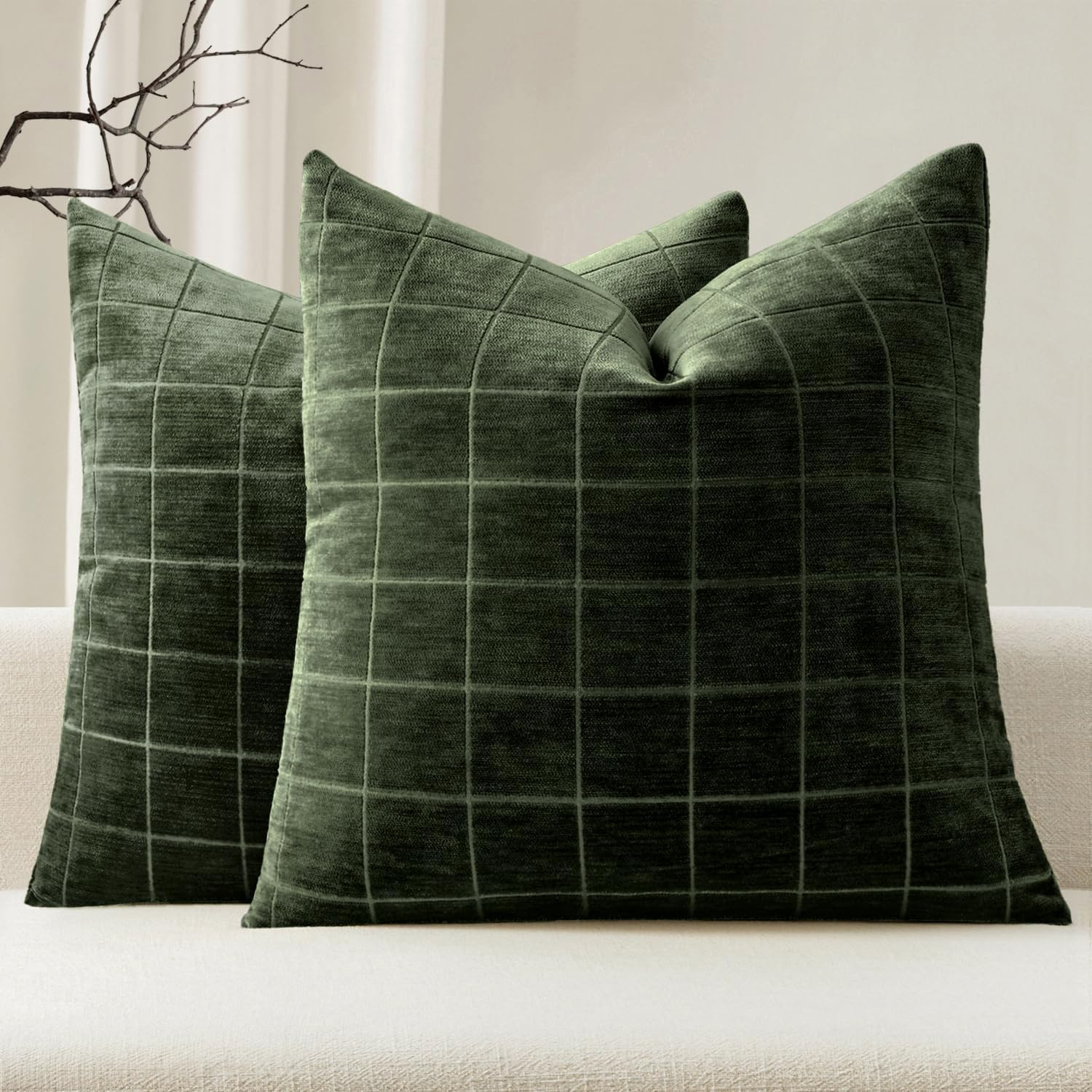 MIULEE Christmas Dark Green Plaid Decorative Throw Pillow Covers, 18x18 | Amazon (US)