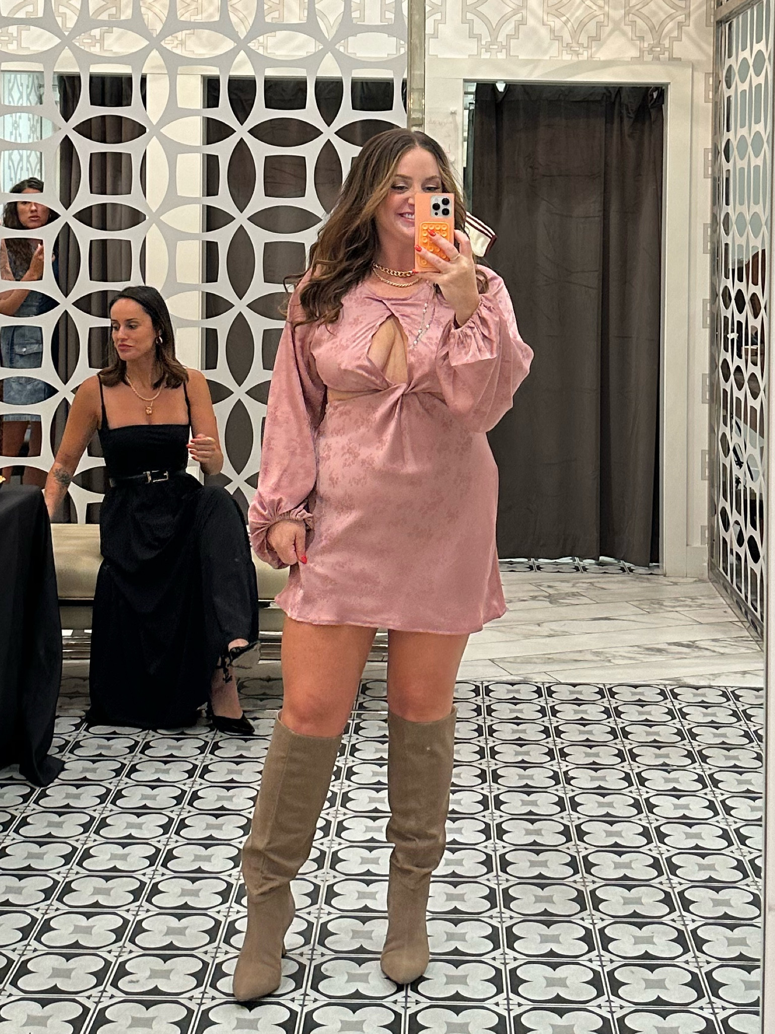 Vici sale through my link - get 30% off 8/24-8/27 and 25% off the rest of the year with my code: skhammer25 
I’m wearing size XL

#LTKFallSale #LTKSaleAlert #LTKxVICI