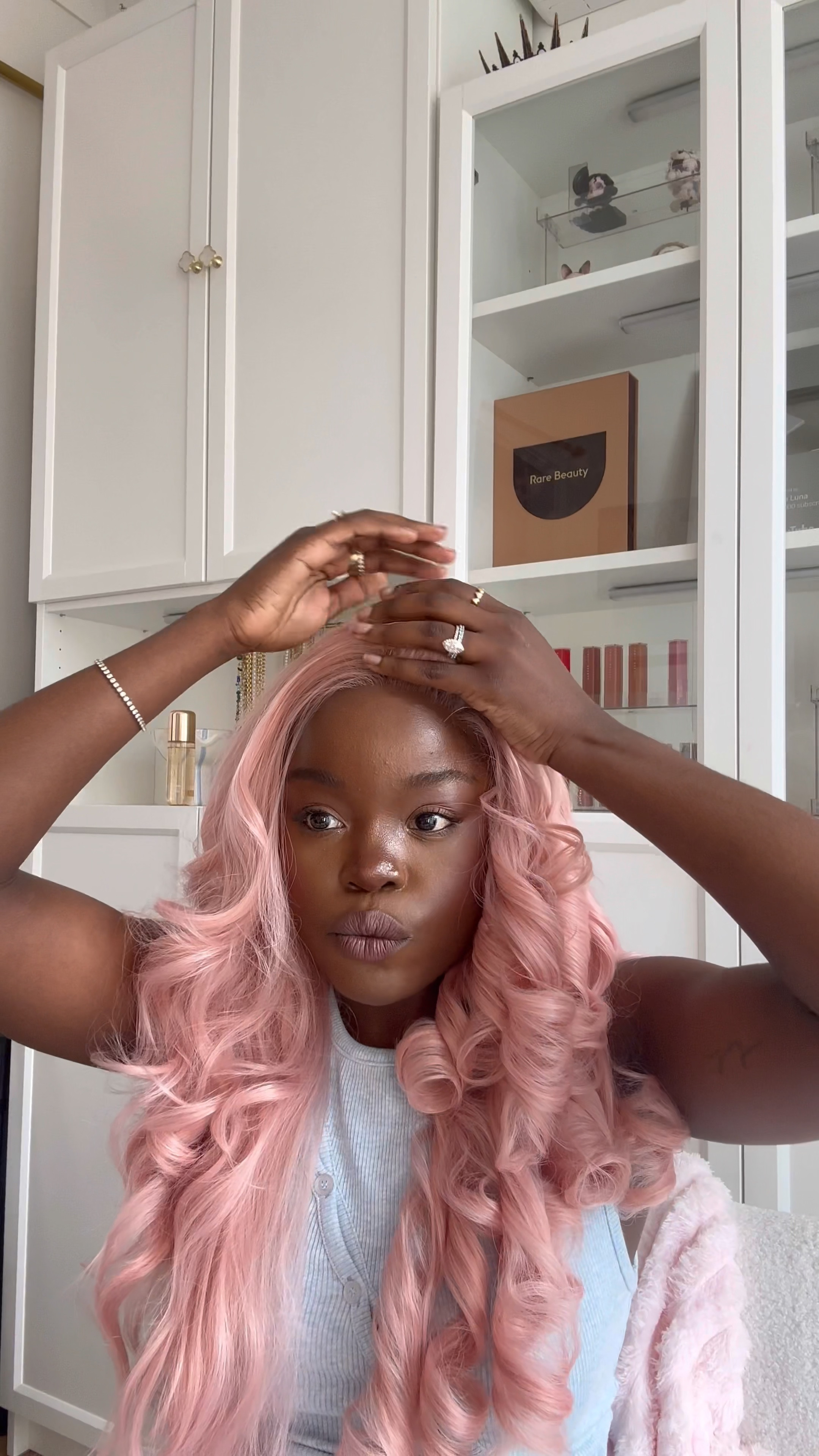How I curl my synthetic wigs! The airwrap is perfect for this since the heat is indirect and it has the cool setting which helps lock in the curls!

#LTKaustralia #LTKbeauty