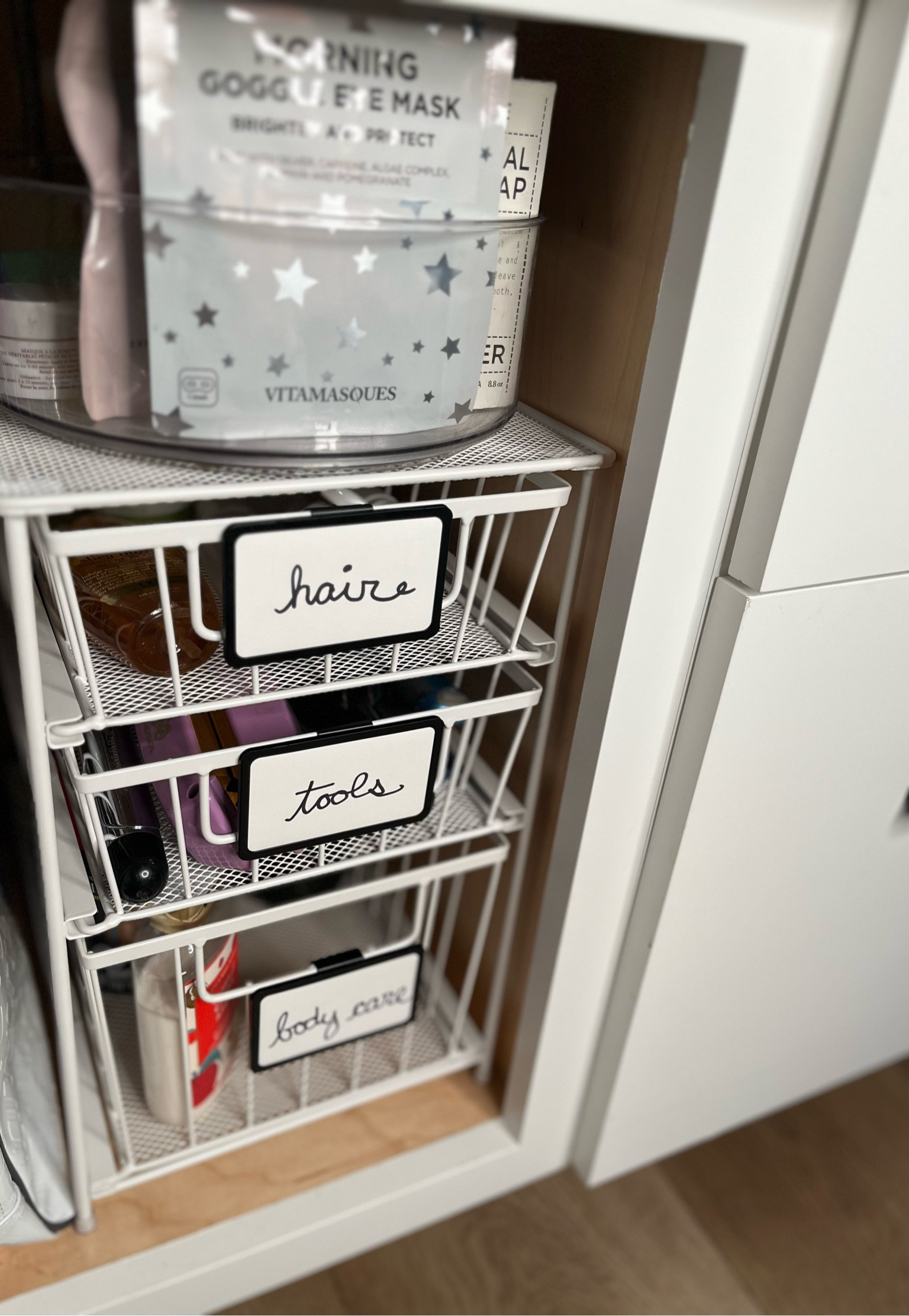 15 minute bathroom sink cabinet project ✔️ 

Target Brightroom’s under skunk organizer units (in the bathroom aisle) are game changers. They help you utilize alllll the vertical space you have and magically organize your bathroom. 

I used the sliding drawers, a clear lazy Susan, bin clip labels, and a 2 tier organizer (not shown) to completely transform the space under my sink in less time than I sit in carpool line every day.

#organizedhome #homeorganization #target #brightroom #bathroomorganization #bincliplabels #organizing #home 

#LTKunder50 #LTKhome