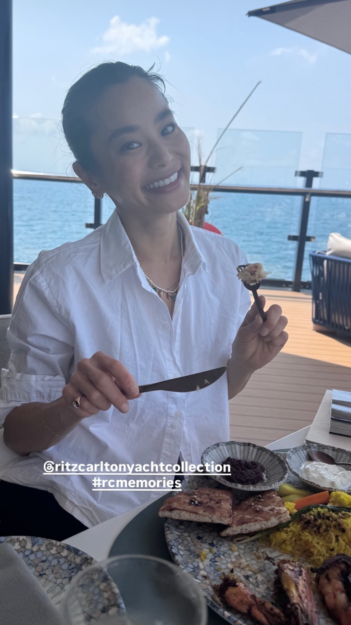 Linen tops are my favorites to pack for vacation. Perfect to wear as a cover up at the beach or for a boat day. ✨



#LTKTravel #LTKSaleAlert #LTKootd