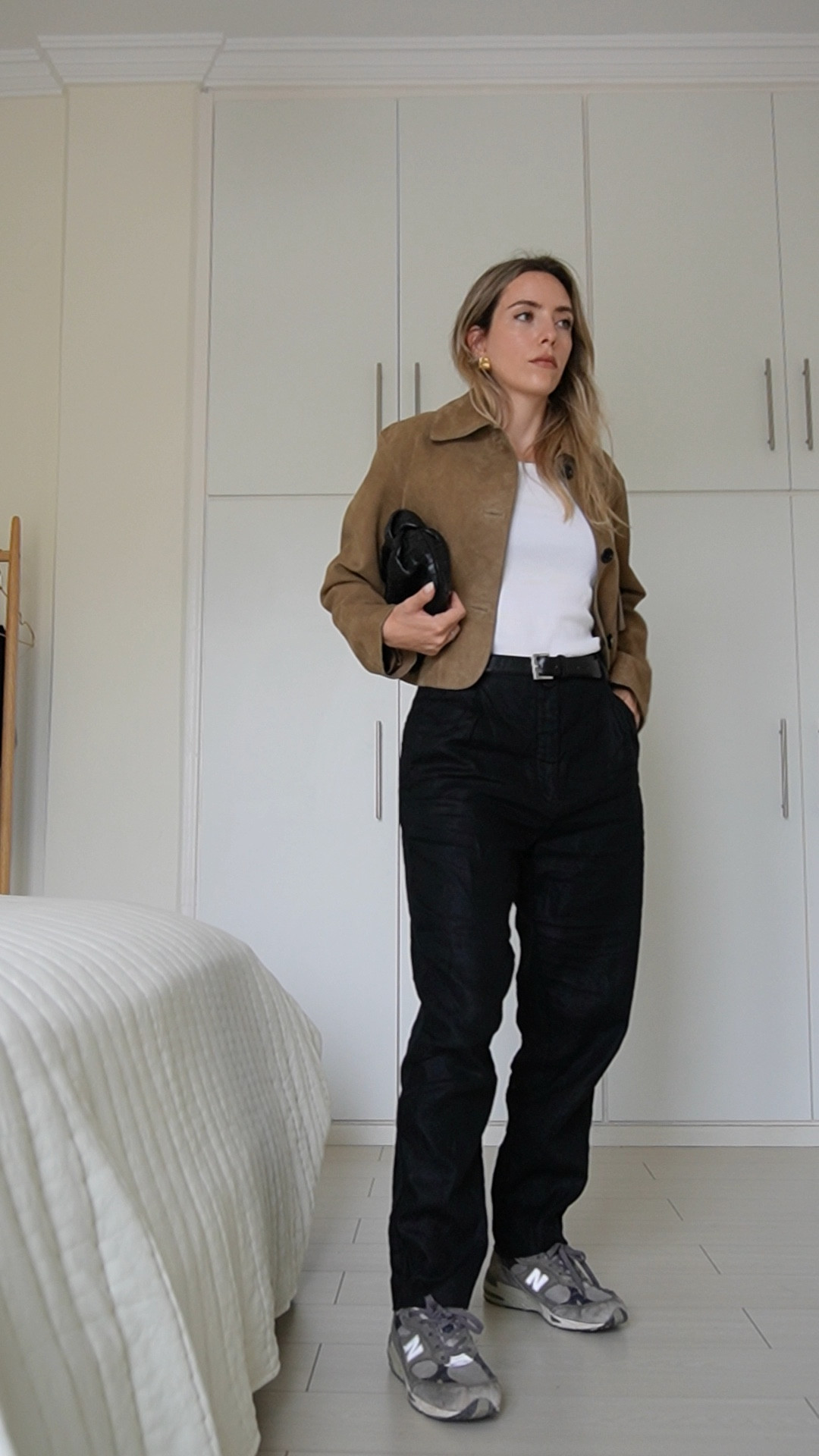 Suede jackets are in this Fall and you see them everywhere.

A trend that isn’t really a trend as it is:

-timeless 
-classic
-polished

My choice for this Fall is this camel toned suede jacket from @Massimo Dutti.

The quality is perfect and you can wear it with jeans, dresses, trousers and so on.

I found its brown alternative that looks amazing.

True to size and I’m wearing a small!

From day to night, casual or formal 😉

#LTKStyleTip #LTKSeasonal