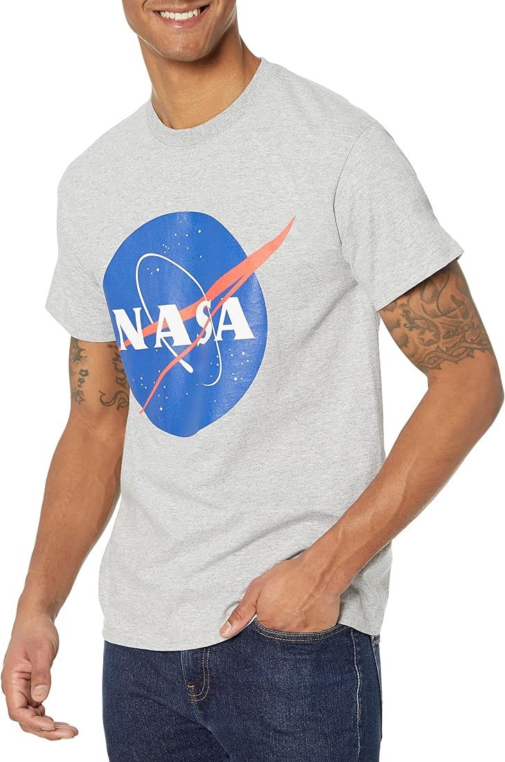 SAN Men's Classic NASA Logo T-Shirt | Amazon (US)