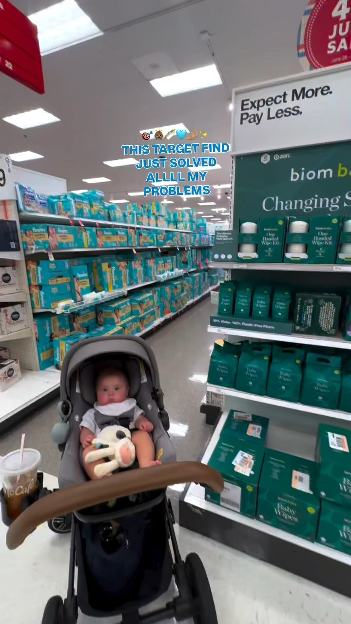 Consider me doneeee with wrestling with the wipe back 🤌🏼🤪 + the ingredients in these are 10/10! At target now 🎯 

Comment WIPES for 🔗 

@getbiom @biombaby @target 
#giftedbybiom