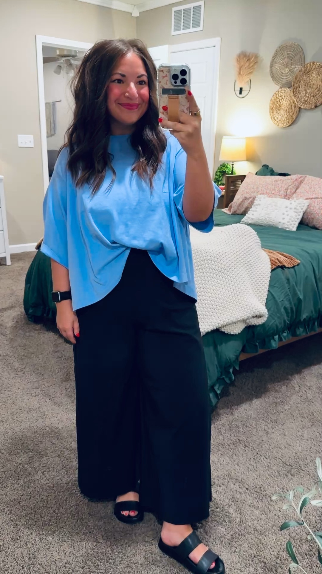 Sometimes a few simple basics can still create a cute Spring look!

sandals: sold out, but linking similar options below!
pants: fit true to size // wearing a petite large
tee: fits true to size // wearing a large 

 

#LTKootd #LTKMidsize #LTKWorkwear