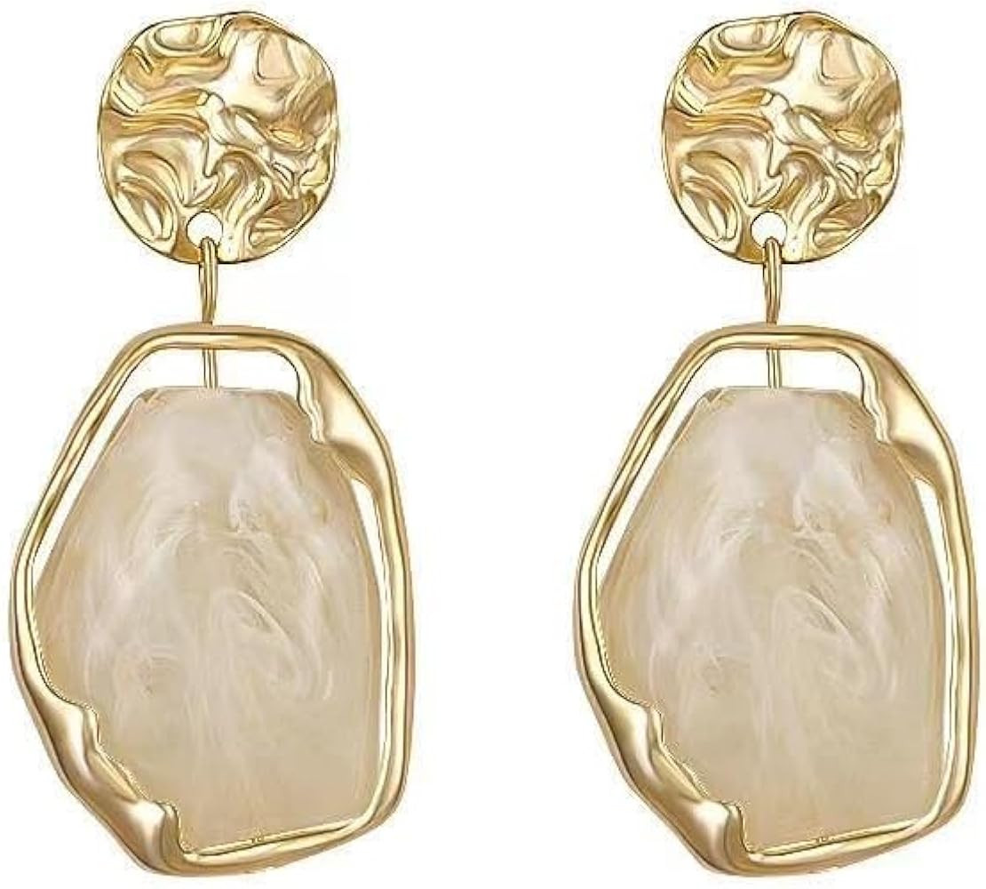 Coisinli@Vintage Drop Earrings, Gold-Tone Textured Disc with Pearl Effect Stone, Statement Dangle | Amazon (US)