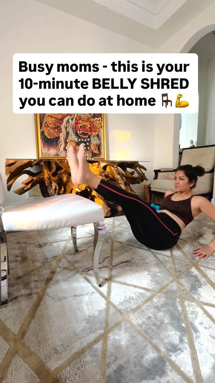 No excuses, no equipment — just a chair and your determination 💪

This 5-move belly shred hits upper abs, lower abs, obliques, and full core in one go:

✅ High Leg Crunches – Upper Abs
✅ Leg Open & Close – Lower Abs
✅ Scissor Leg Crunches – Full Core
✅ Paddle Circle Crunches – Obliques & Waistline

50 reps each… and yes, you’re going to feel it 🔥

Who’s doing this with me?

Tag your workout buddy and make them do it too.

#HomeWorkout #AbChallenge #CoreStrength #NoExcuses#chairworkouts #shredbellyfat #mompooch#fitmoms