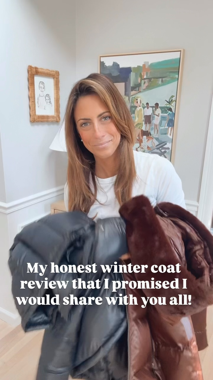 The reviews are in!😆😆. Im here to give my honest review on two of my favorite winter everyday coats! Both are similar in style, however @onequince is slightly less expensive! The @therecycledplanet is a bit longer and has a fur hood which I really love. I am seriously obsessed with both  of these options and you can’t go wrong with either. I’m wearing a small in the @therecycledplanet coat and medium in the quince jacket. I think both run true to size (if in between sizes go up for extra room for layers!)