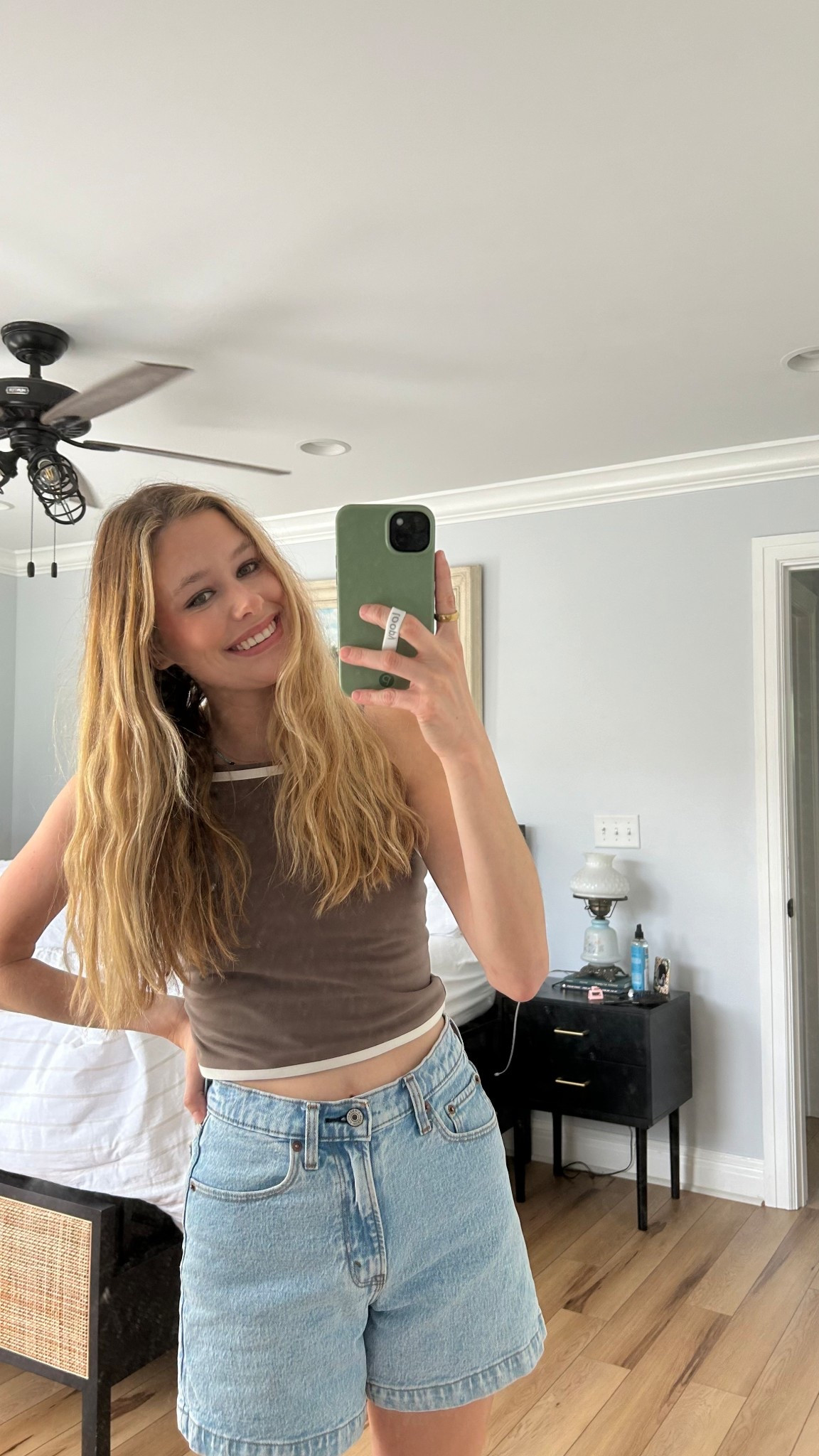 abercrombie outfit !!

abercrombie shorts, abercrombie jean shorts, active wear, crop top, active top

#LTKSummerEdit #LTKSeasonal #LTKActive