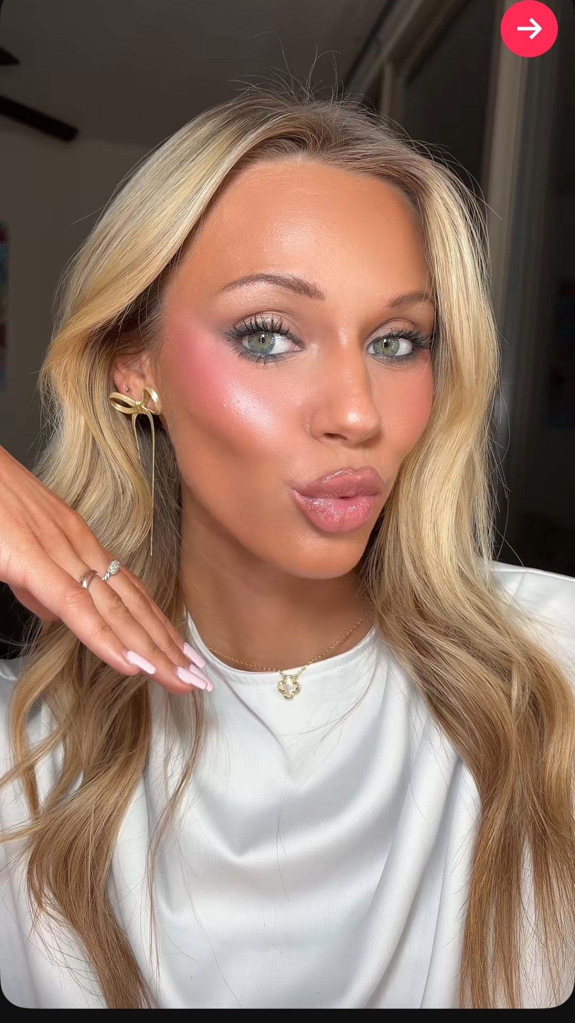 Valentine’s Day makeup inspiration 🤍💋🪽🥂❤️

#LTKgrwm #LTKValentine #LTKBeauty