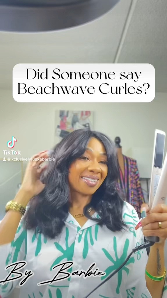 Get great beach wave curls with this hair straightener 

#LTKFindsUnder100 #LTKVideo #LTKBeauty