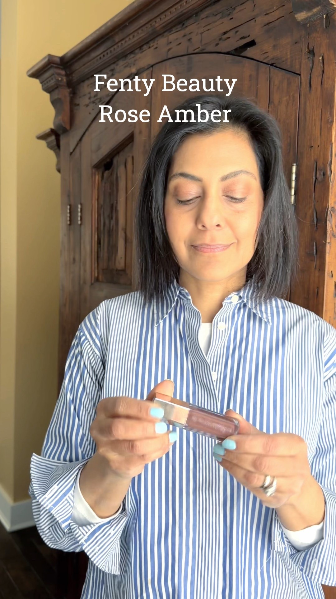 A cool taupe with a touch of shimmer. 

💙 Nipa 


#lipgloss #lipcare #lipstick 

#LTKselfcare #LTKOver40 #LTKBeauty