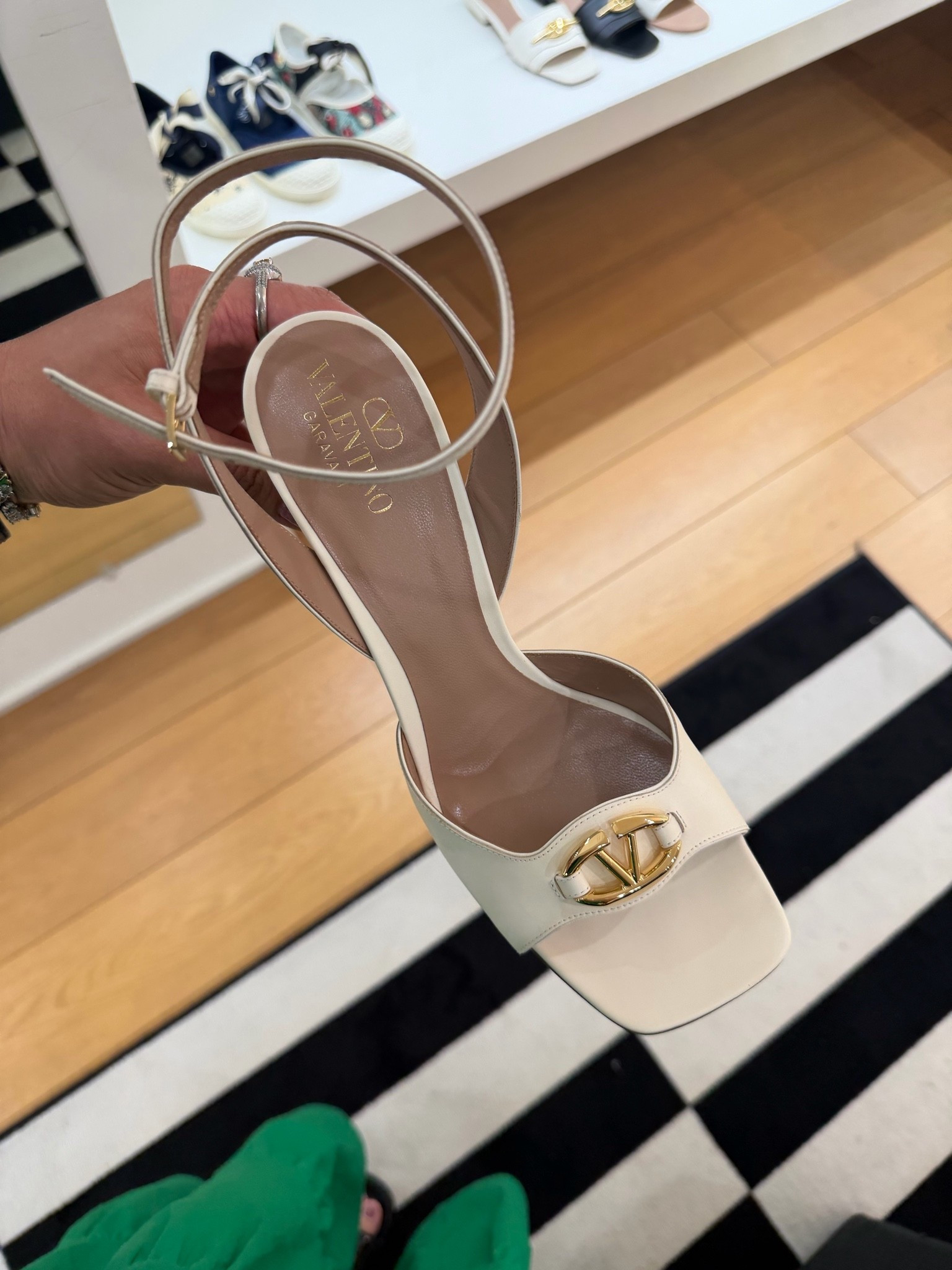 Valentino Shoes

#LTKootd #LTKMothersDay #LTKdayinmylife
