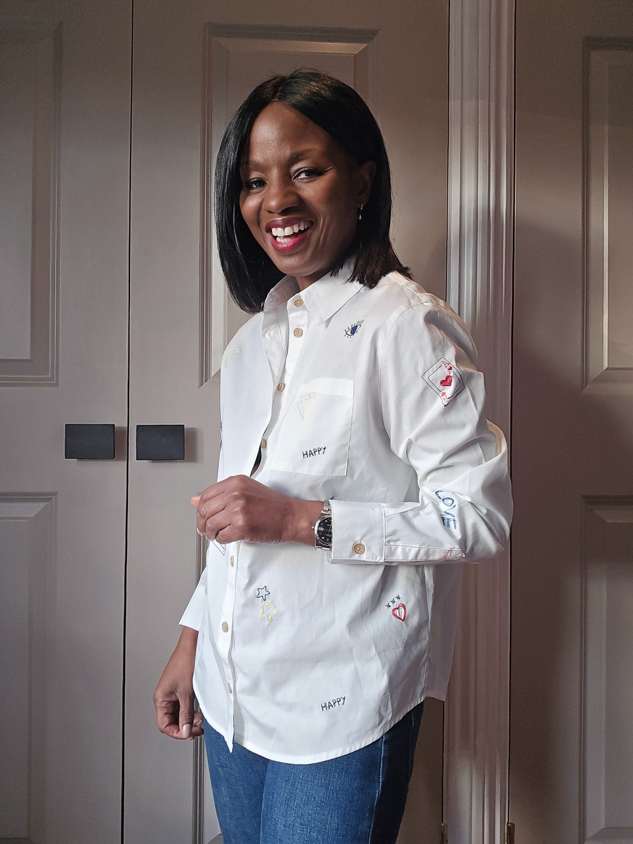 I love a wee white shirt, but add the embroidery and make it a statement piece

#LTKeurope #LTKstyletip #LTKover50style