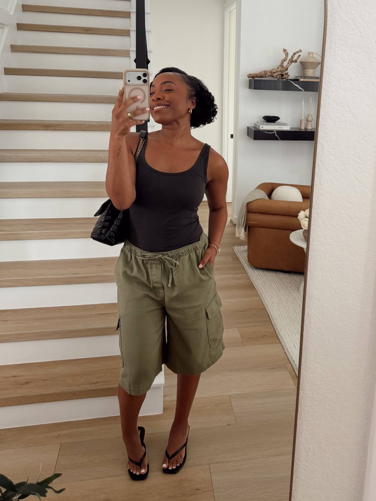 OOTD for a casual, shopping day 🫶🏾 quite literally obsessed with these cargos!

#LTKdayinmylife #LTKootd #LTKgrwm
