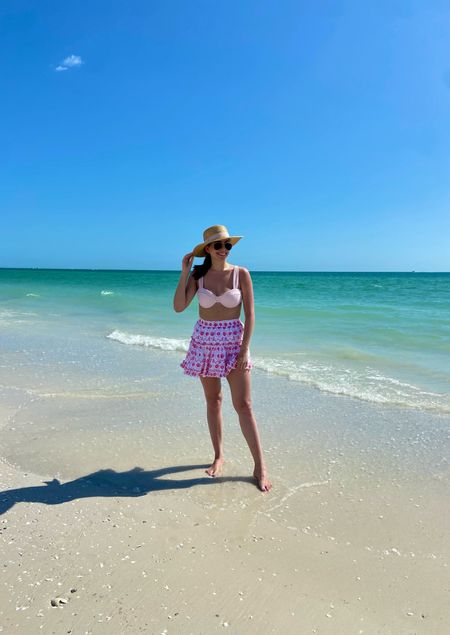 Postcard from paradise 🌴 PSA @abercrombie has the BEST swimsuits 
#marcoisland #florida #southwestflorida #abercrombie #bikini #swimsuit #hillhouse #napdress #beach #travel #beachoutfit

#LTKSeasonal #LTKtravel #LTKswim