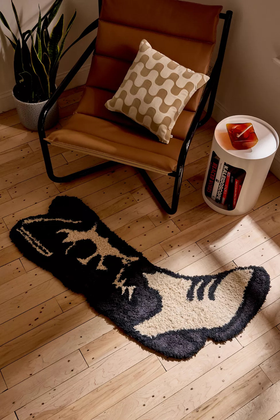 Cowboy Boot Tufted Rug | Urban Outfitters (US and RoW)