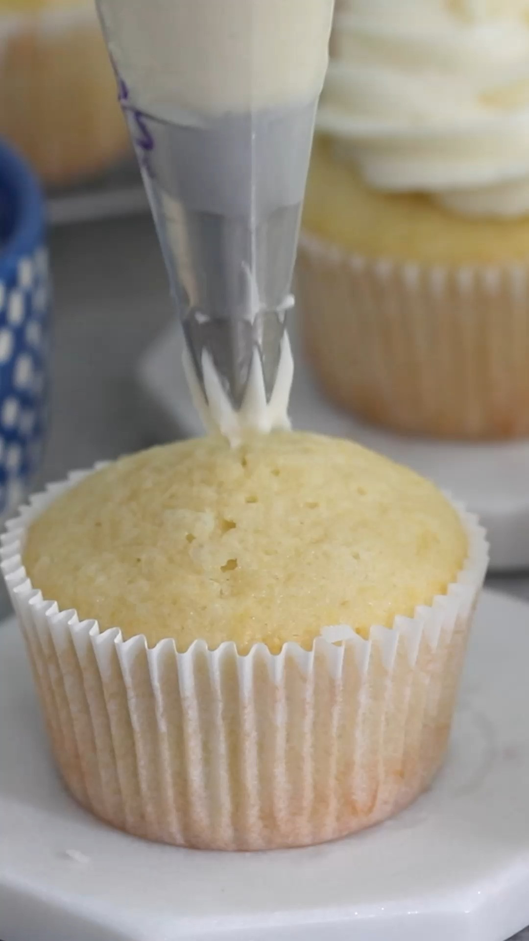 Frost your cakes and cupcakes in style! #frosting #baking #kitchenaccessories 

 #LTKhome #LTKfamily