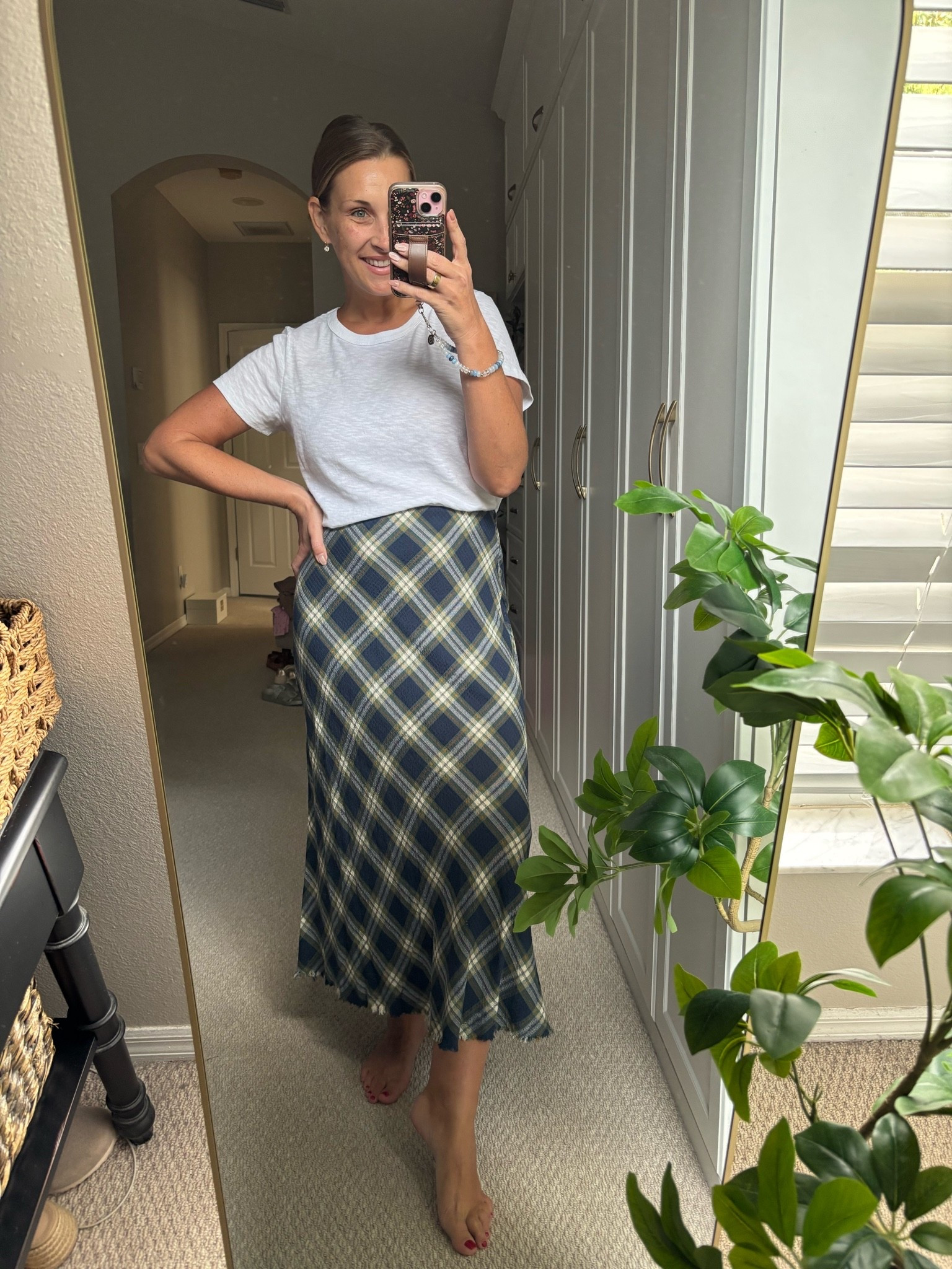 Actually loving this plaid midi skirt! Material is so soft & the elastic waistband is comfy! @Target 

TTS: medium 
Fall outfit 
Fall skirt

#LTKootd #LTKMidsize #LTKWorkwear