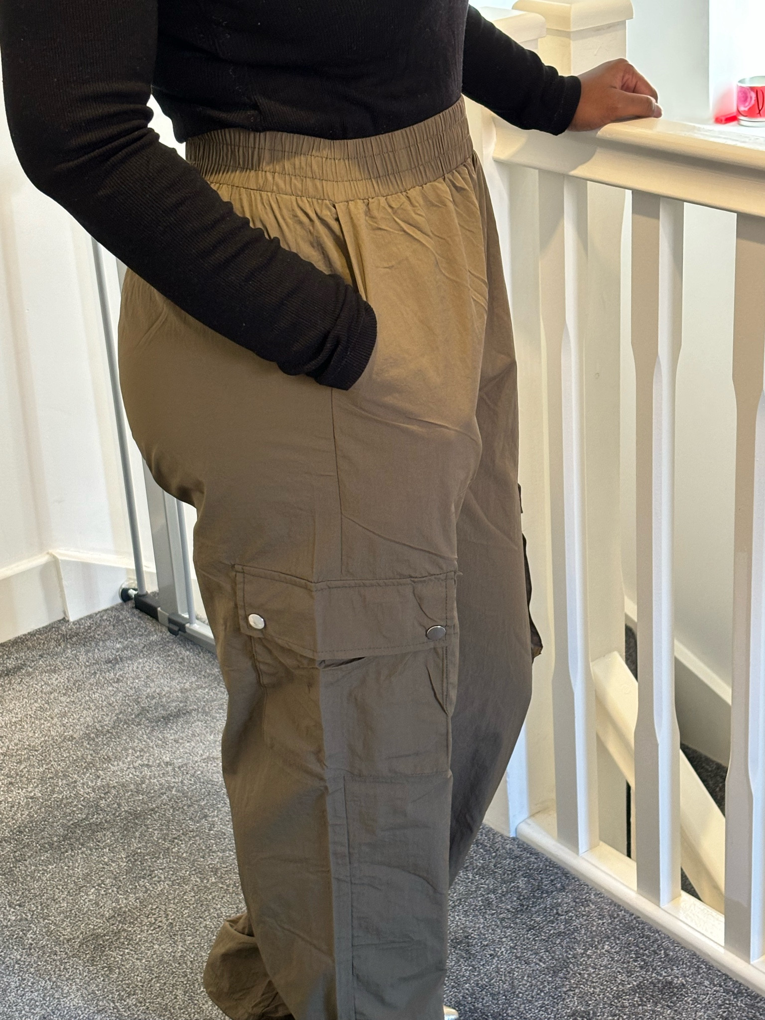 Parachute style thin fabric cargo pants #amazonfinds 

#LTKstyletip