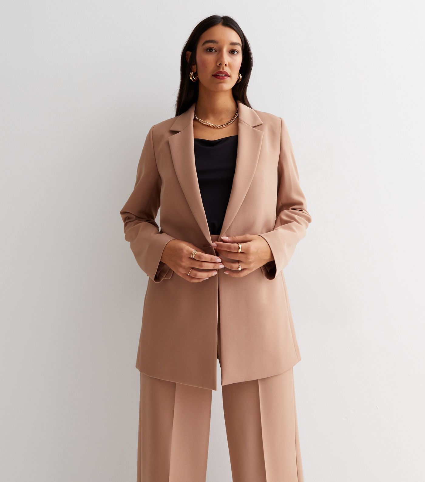 Tall Camel Long Sleeve Relaxed Fit Blazer | New Look | New Look (UK)