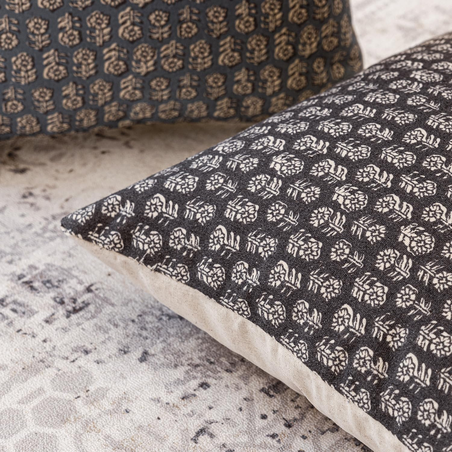 Foindtower Set of 2 Decorative Neutral Floral Print Throw Pillow Covers Vintage Accent Farmhouse ... | Amazon (US)