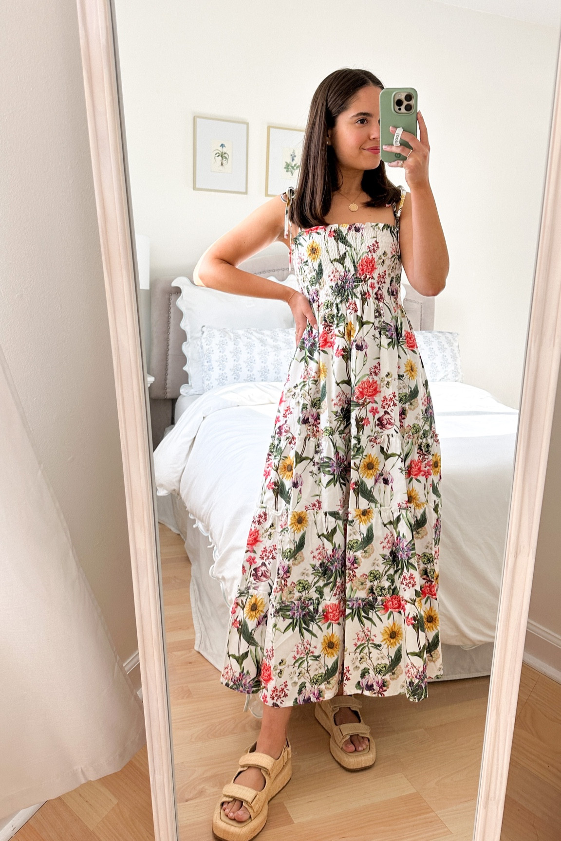 Beth Floral Dres 🌸

#LTKSeasonal #LTKstyletip