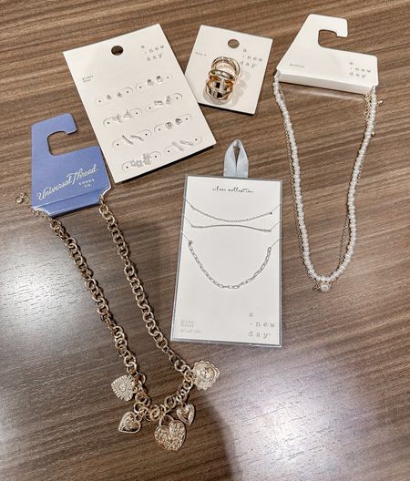 Some cute jewelry to elevate your casual outfit! 



#LTKFindsUnder50 #LTKStyleTip #LTKSaleAlert