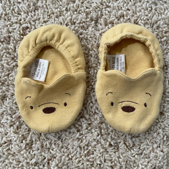 Adorable Pooh Baby Slippers | Poshmark