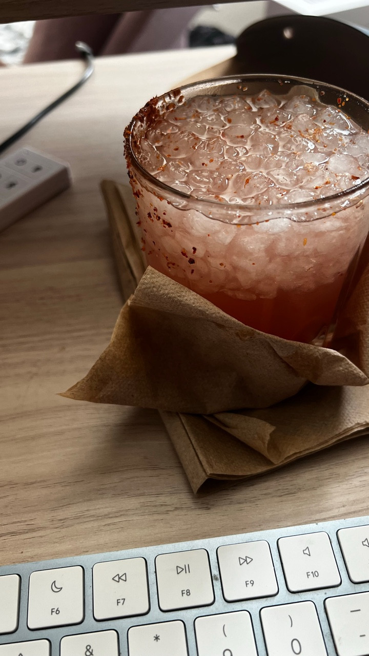 What better way to kick off spring than with cooling nugget ice 🧊! This has to be my favorite gadget in my kitchen and it’s finally on sale!!! Get it while the sales last ! 
 

#LTKfoodie #LTKSaleAlert #LTKHome