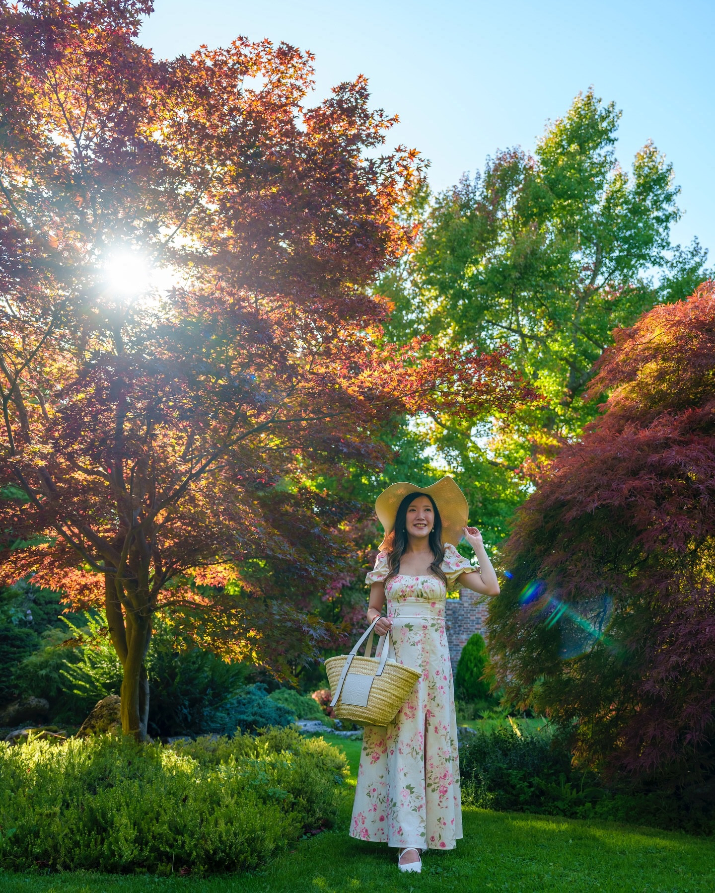 A little bit of summer lingering in the autumn air 🍂☀️

When it’s a warm autumn day, you know I’m taking every chance to wear my favourite floral midi 🥰🌸

Outfit details🎀
Midi dress: @newlook 

Outfits are linked on my @shop.ltk @ltk.europe 
(link in bio)

Save this post & follow @petitealpaca for more new mum and feminine fashion content. 

📍Ashridge House

📸 shot and edited by: @vimage.pro  @capturewithvic 

#ad #newlook #thatnewlookfeeling 
#floralmidi #warmautumn #indiansummer #mommyandme #mommyandmestyle #autumnoutfit  #mommyandmefashion 

🗝️ Feminine elegant classy style, modern princess, floral midi dress, new mum style, New Look, matching mama and baby

#LTKuk #LTKautumn #LTKdresses