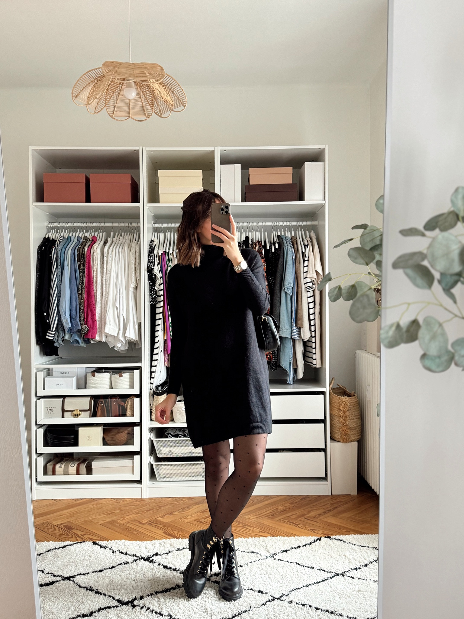 Black 🖤

#LTKeurope #LTKSeasonal