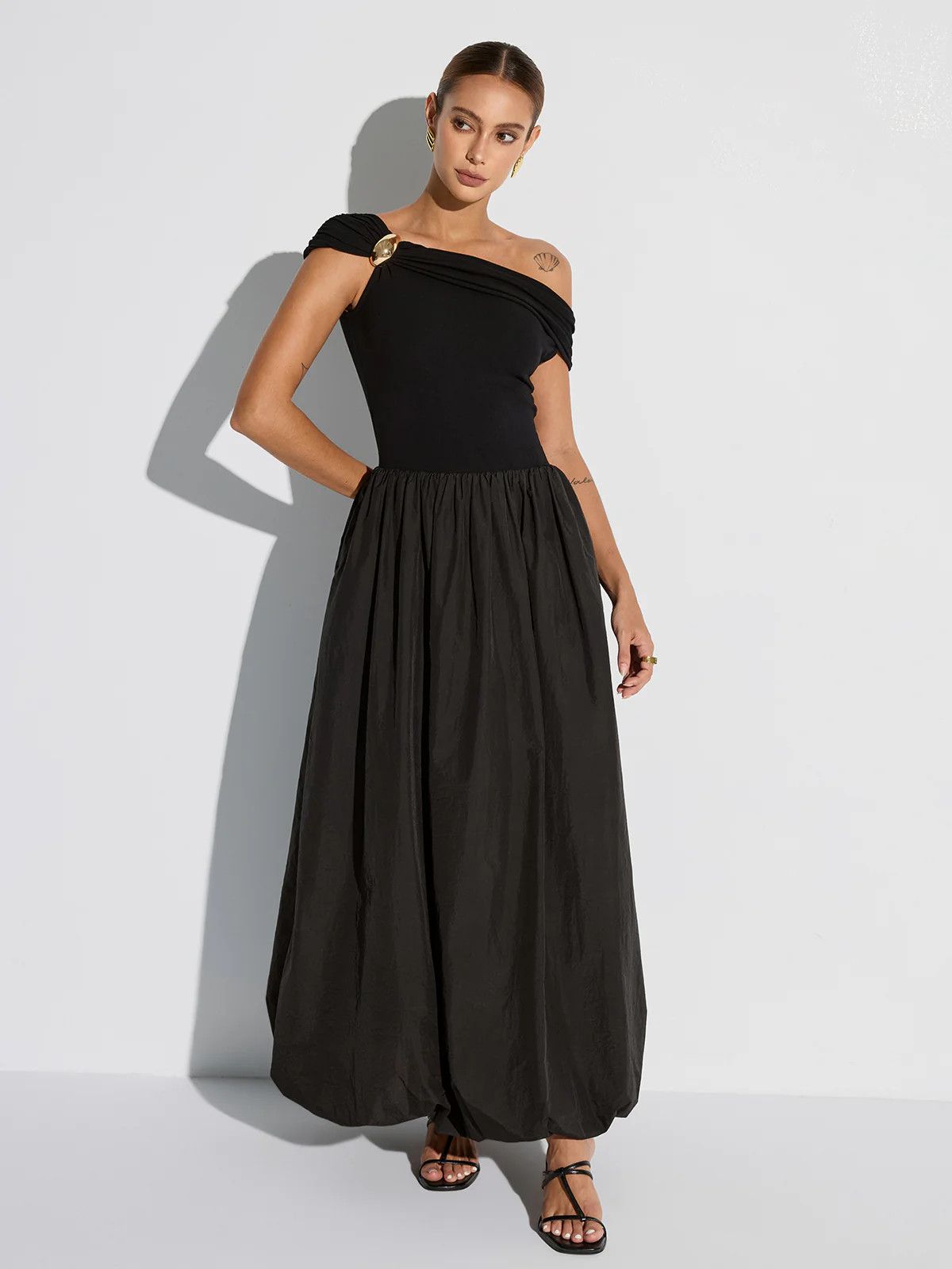 Off-Shoulder Pocket Maxi Dress | Commense