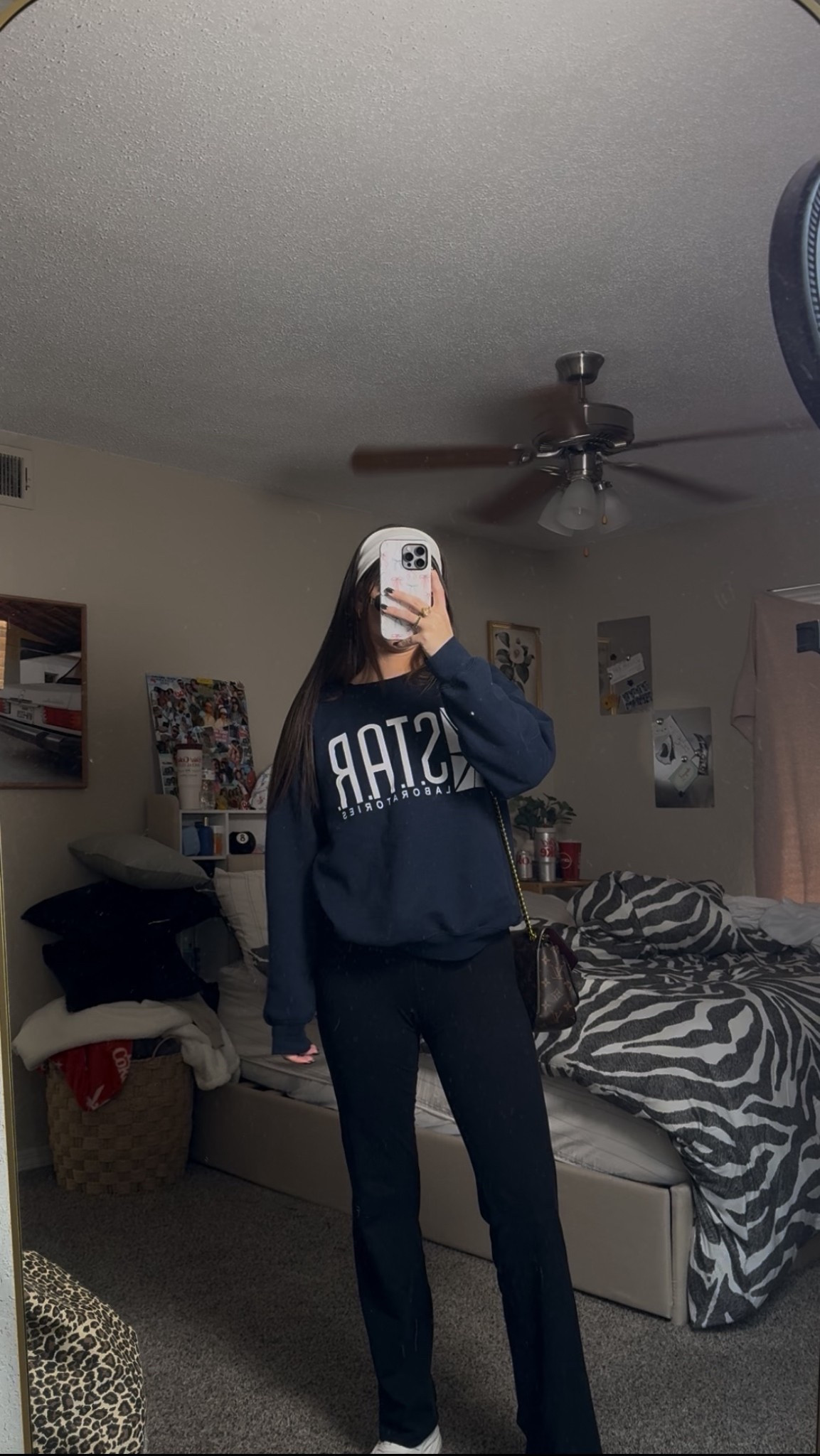 Keywords: oversized sweatshirt, graphic sweatshirt, casual outfit, everyday essentials, comfy outfit, athleisure style, off duty look, relaxed fit pants, black pants outfit, minimalist outfit, neutral outfit, cozy layers, capsule wardrobe, travel day outfit, errands outfit, LTK outfit, LTK finds, casual fashion
Easy, comfy, and on-the-go 🤍 This oversized graphic sweatshirt is a go-to for effortless everyday style. Styled with relaxed black pants for a clean, comfortable look that still feels put together. Soft, cozy, and perfect for errands, travel days, casual outings, or lounging, this outfit is all about comfort without sacrificing style. A staple look you’ll reach for again and again.

#LTKdayinmylife #LTKootd #LTKmorningroutine