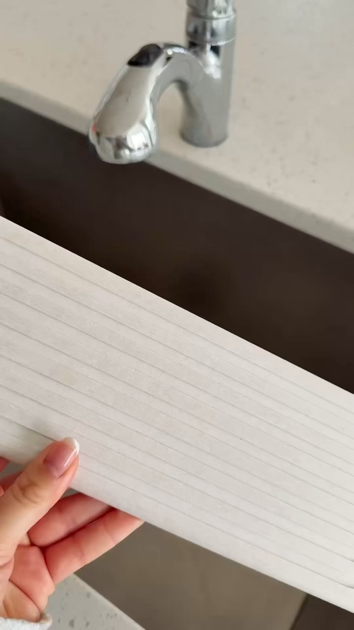 One of those little kitchen finds that makes a big difference. This stone sink mat absorbs water instantly and keeps the area around the faucet dry instead of constantly wiping up puddles. Simple, clean, and such a satisfying fix for the everyday sink mess.

SHOP : https://amzn.markable.ai/FzYebZv4

#kitchenfinds #amazonhomefinds #homeorganization

#LTKSpringSale #LTKHome #LTKdayinmylife