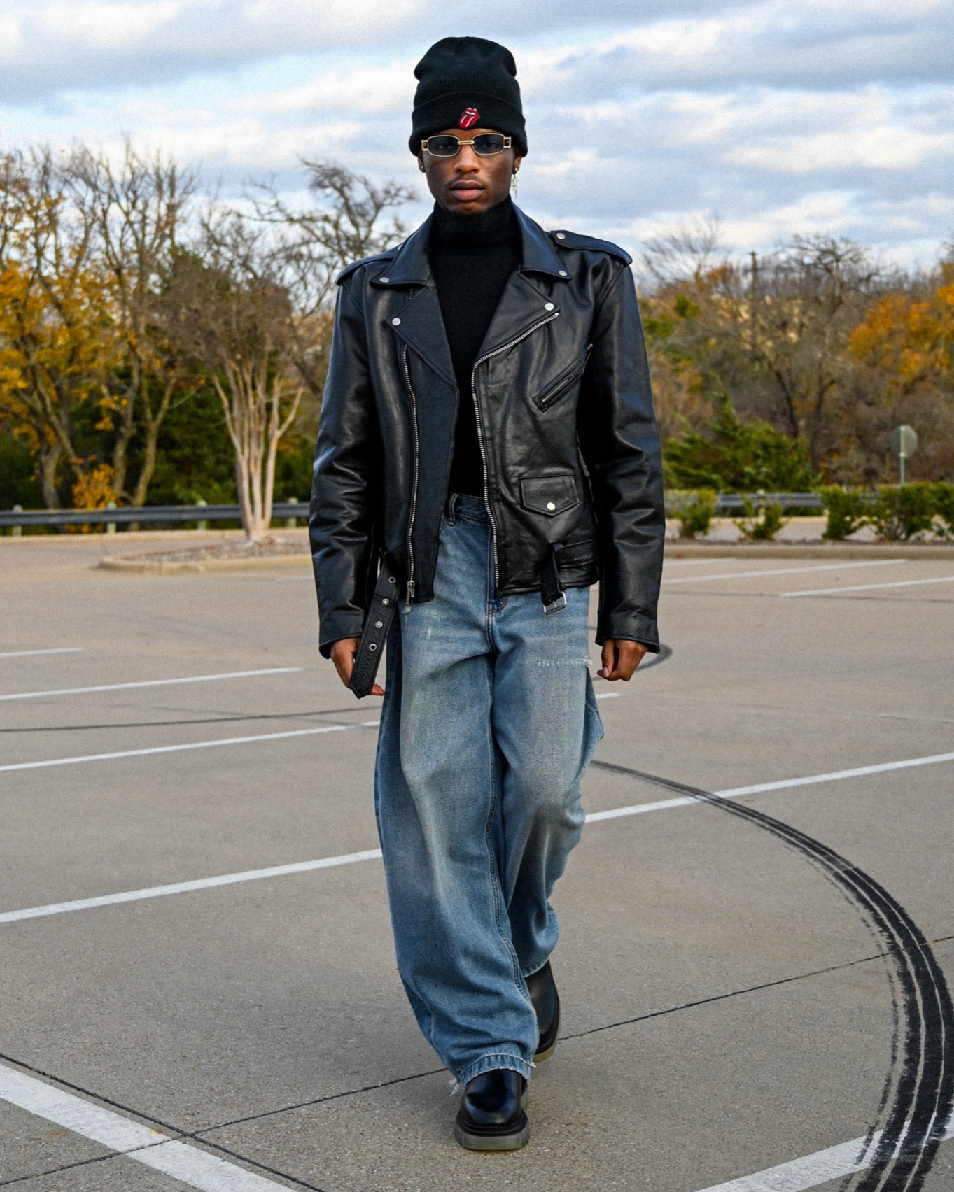 Very much grunge. #giveittothem 🎁

#LTKtravel #LTKmens #LTKstyletip