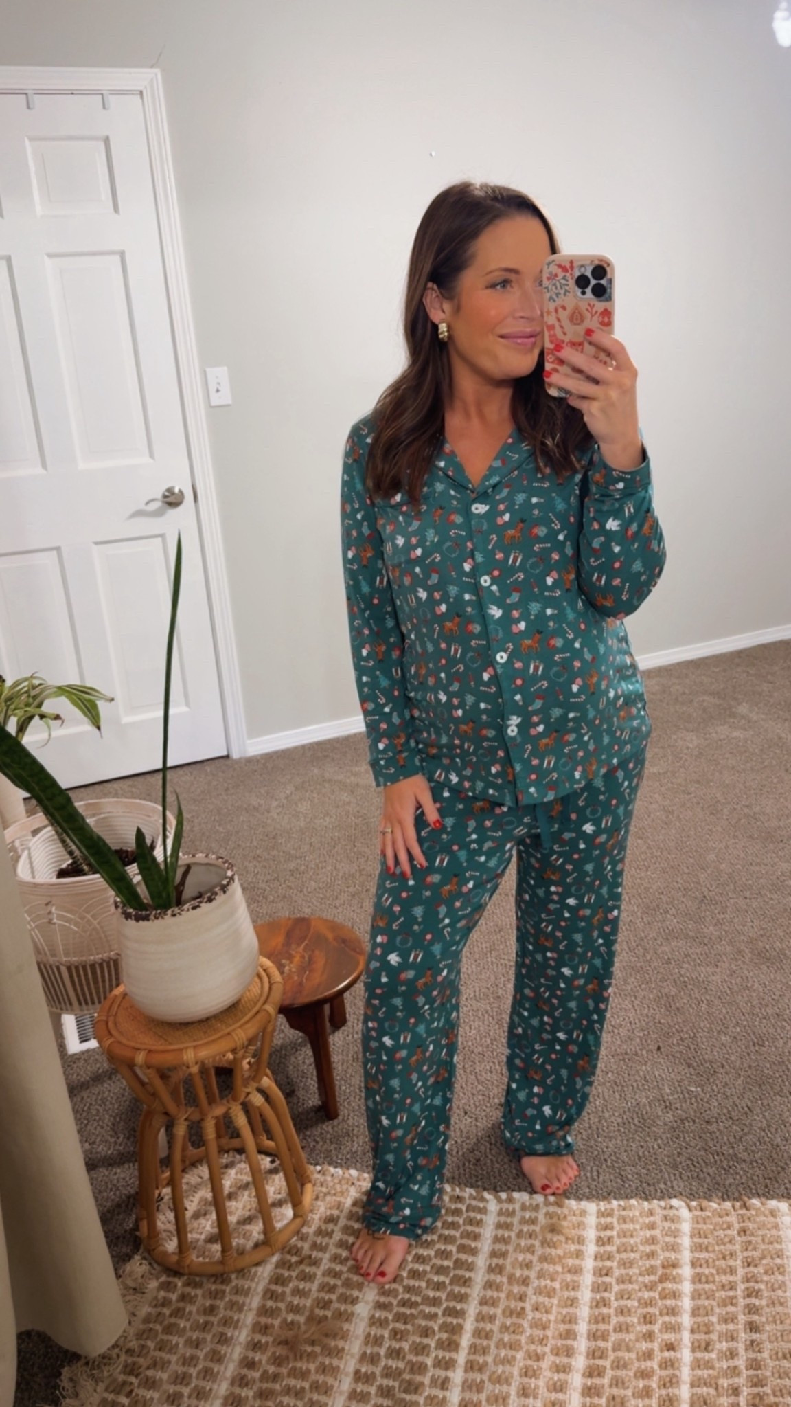 the COMFIEST pajamas and they’re matching for the whole family! so affordable too 🎄❤️

#LTKHoliday #LTKBump #LTKSeasonal