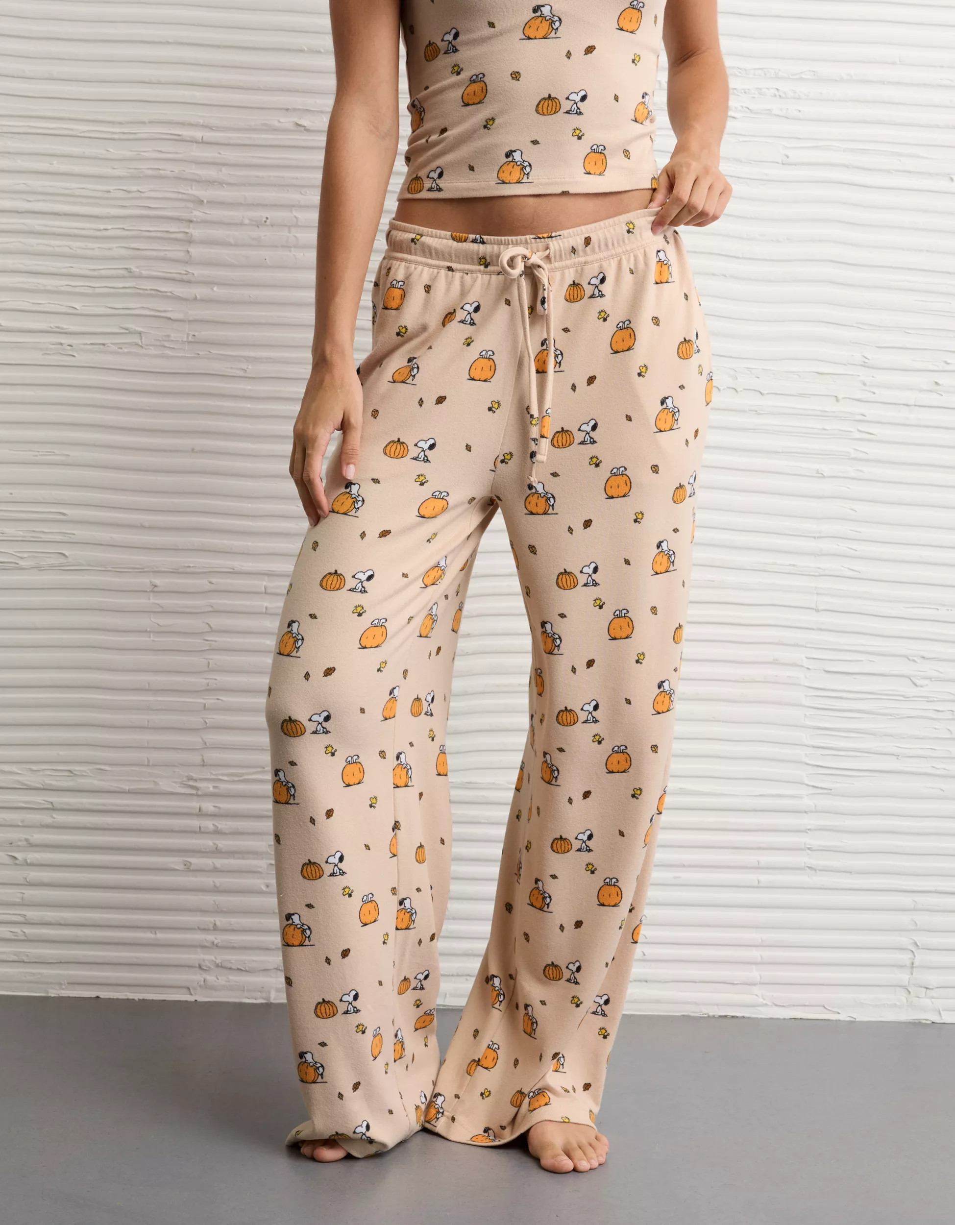 AE Luxe Plush Snoopy Halloween PJ Set | American Eagle Outfitters (US & CA)