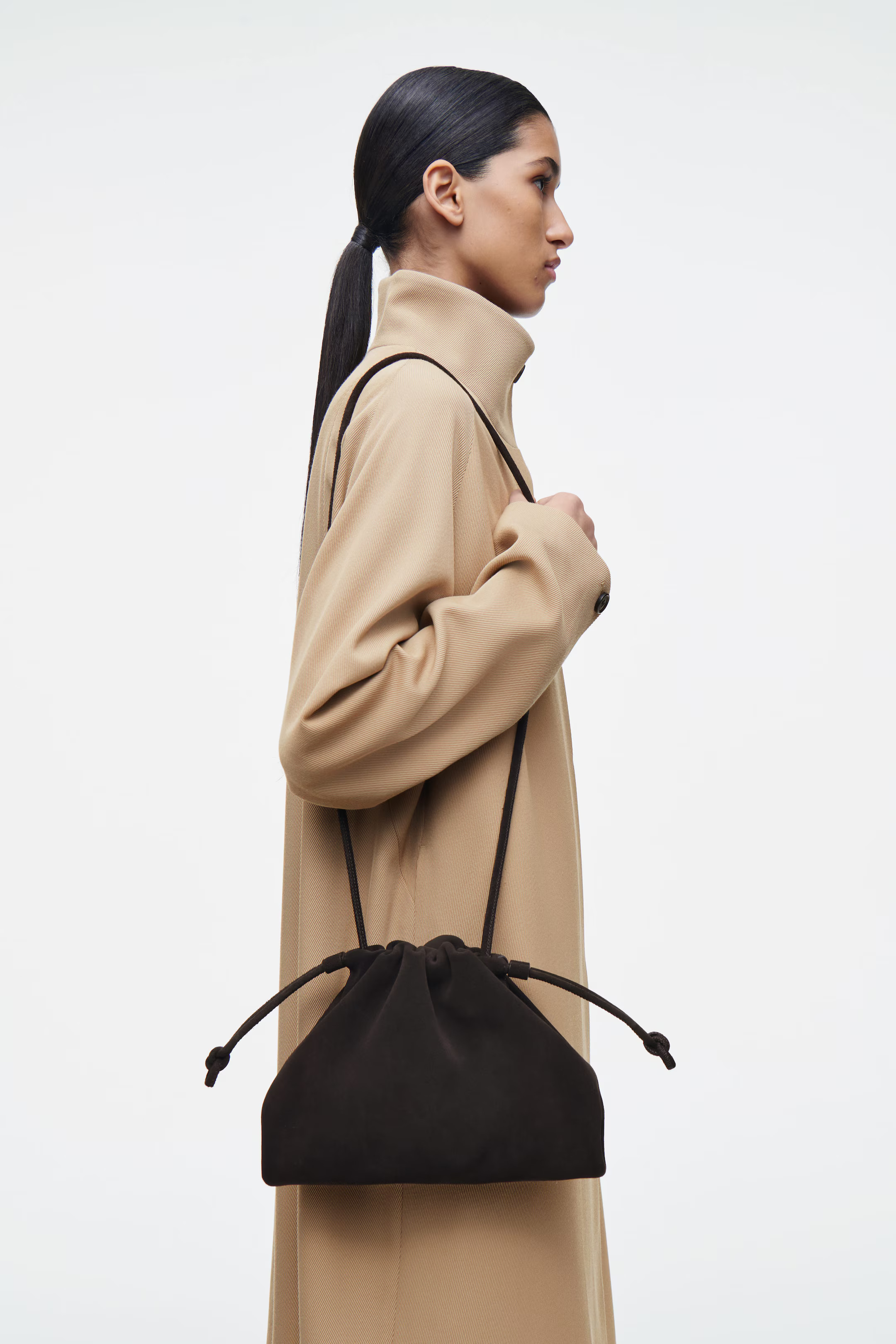 CAVATELLI MINI CLUTCH BAG - SUEDE - BROWN | COS GB | COS UK