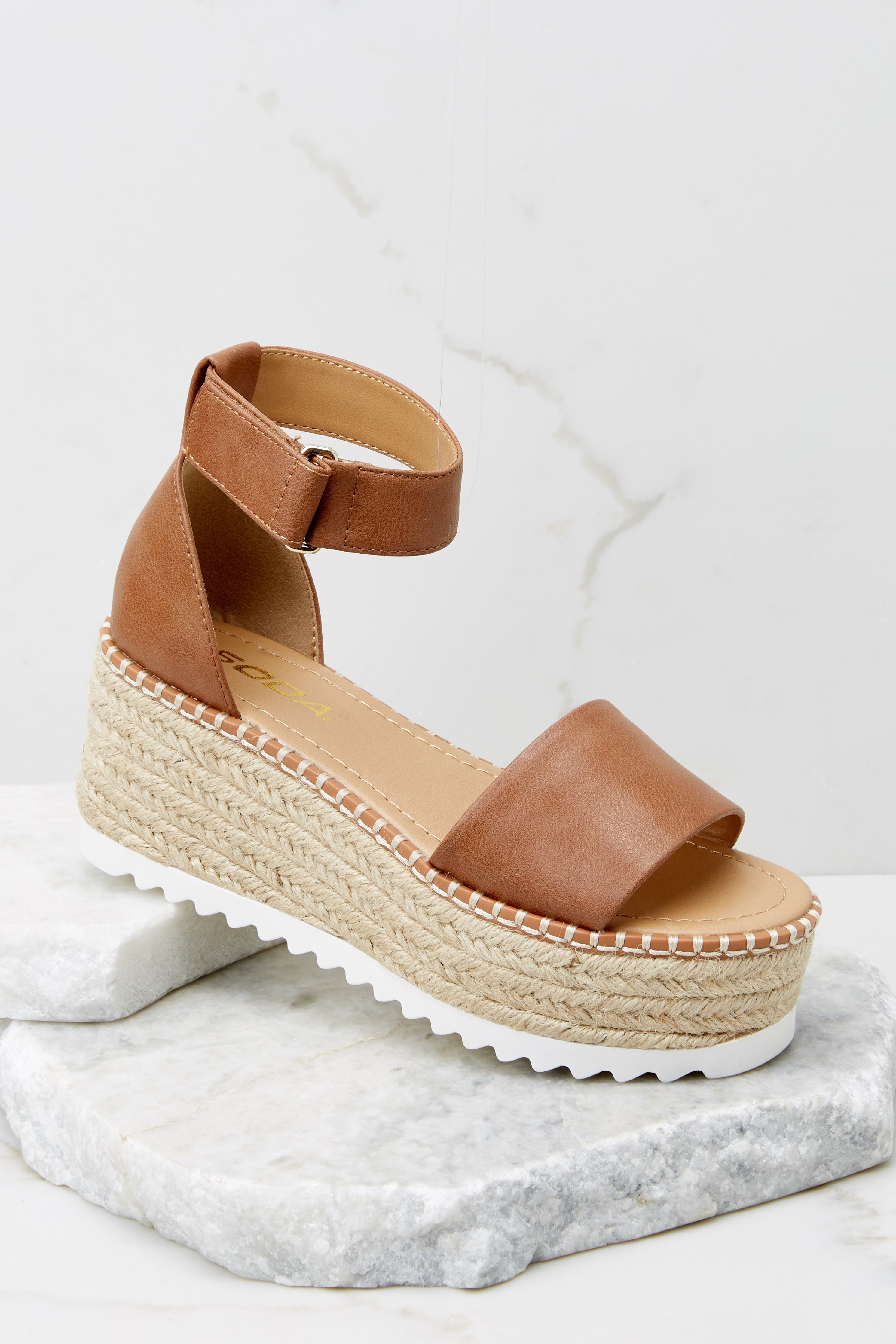 In A Flash Brown Flatform Sandals | Red Dress 