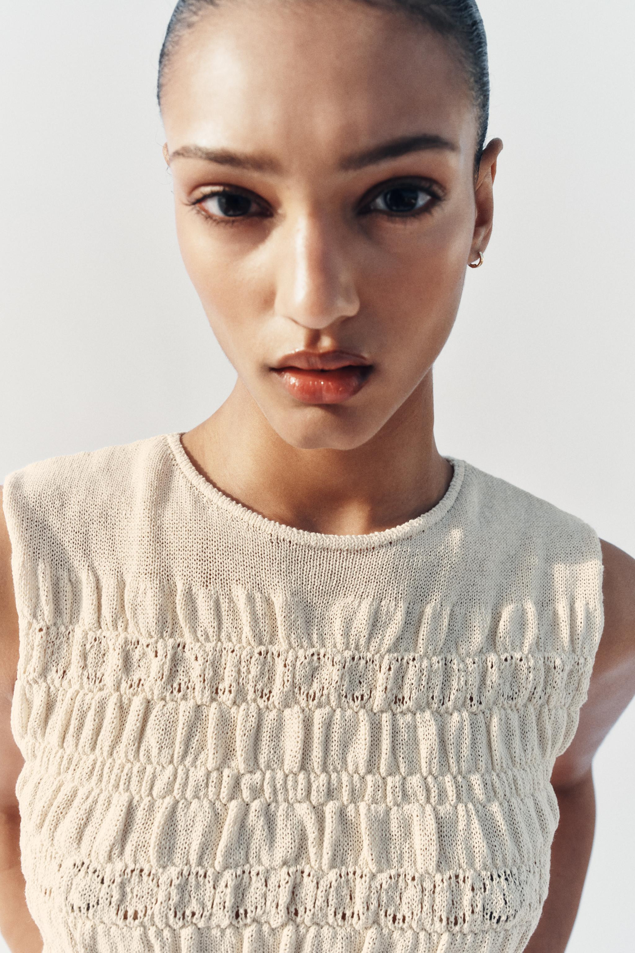 SMOCKED KNIT TOP | Zara UK