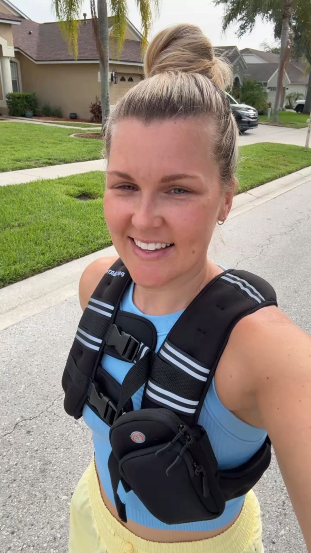 weighted vest is on sale 🤸🏼‍♀️ went with 12 lbs & love the phone holder attachment 

#LTKGiftGuide #LTKActive #LTKSaleAlert